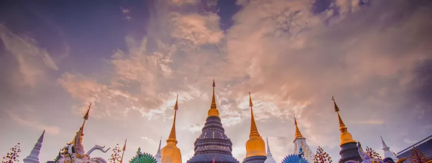 วัดบ้านเด่น เชียงใหม่ คู่มือเที่ยว 2026 สัมผัสพุทธศิลป์ล้านนา