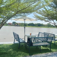 พาไปชม ร้านรักษ์บางปะอินคาเฟ่ Rak Bang Pa-In Cafe สุดฟินน่ารักกับวิวคาเฟ่ริมน้ำแถวอยุธยา